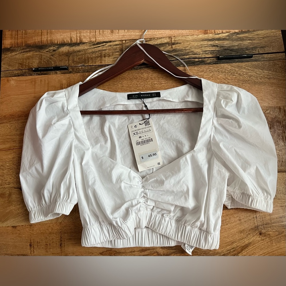 Zara Puff Sleeve Crop Top